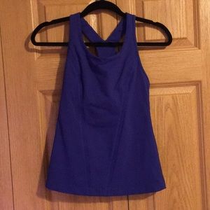 LuLulemon athletic top. Blue. (Sz 4).